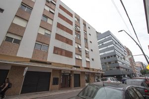 Image 21 - 873863