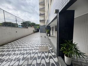 Image 6 - 873880