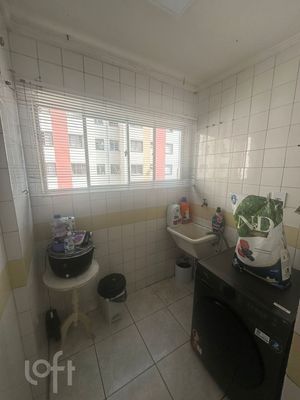 Image 22 - 873880