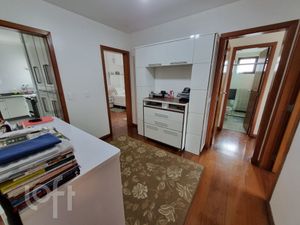 Image 10 - 873882
