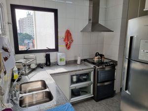 Image 4 - 873882