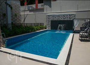 Image 8 - 873900