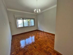 Image 15 - 873905