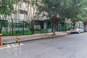 Image 30 - 873915