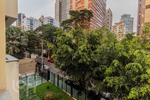 Image 9 - 873915