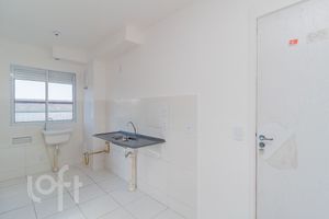 Image 3 - 873925