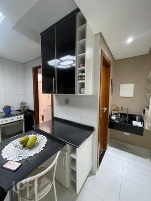 Image 14 - 873931
