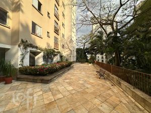 Image 30 - 873946