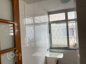 Image 32 - 873949