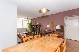 Image 4 - 873951