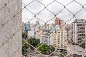 Image 12 - 873951