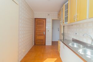 Image 14 - 873957