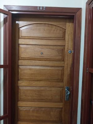 Image 11 - 873957