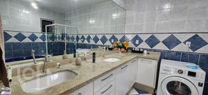 Image 19 - 873959