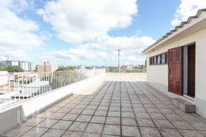 Image 31 - 873960