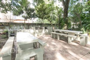 Image 37 - 873960