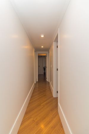 Image 4 - 873968