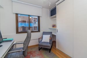 Image 6 - 873968