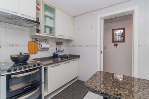 Image 21 - 873968