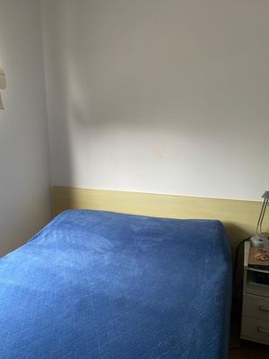 Image 19 - 873968
