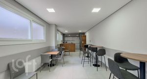 Image 13 - 873971