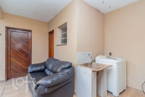 Image 42 - 874028