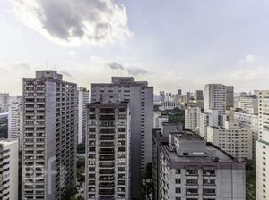 Image 33 - 874032