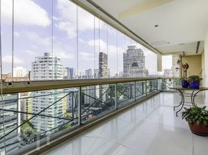 Image 10 - 874032