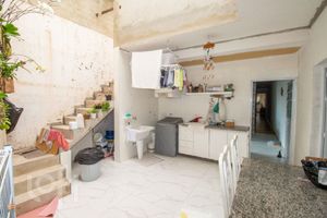 Image 22 - 874063