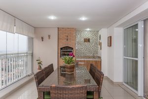 Image 10 - 874078