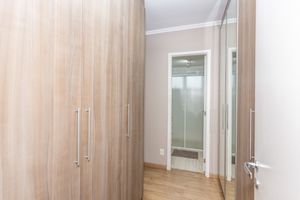 Image 38 - 874078