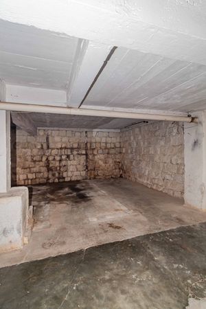 Image 26 - 874086