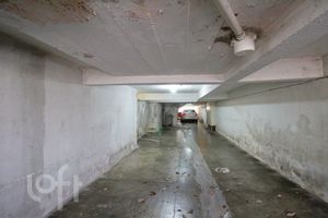 Image 17 - 874086