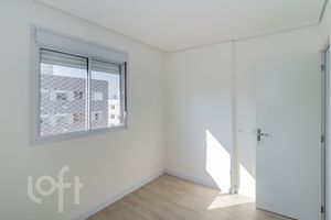 Image 19 - 874096
