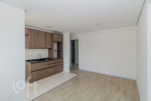 Image 1 - 874096