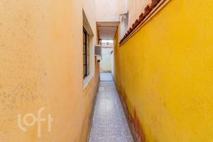 Image 4 - 874103