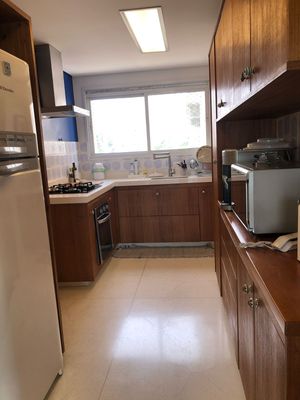 Image 5 - 874104