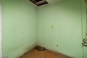 Image 3 - 874156