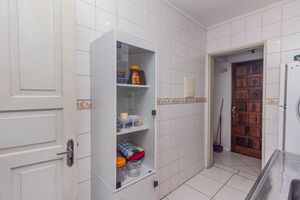 Image 21 - 874159