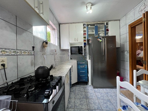 Image 10 - 874162