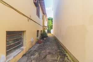 Image 23 - 874174