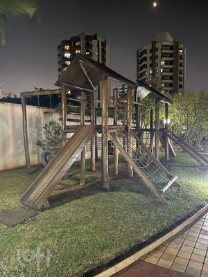 Image 21 - 874185
