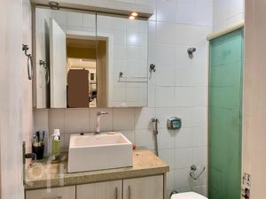 Image 9 - 874209