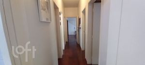 Image 18 - 874210