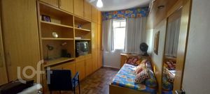 Image 10 - 874210