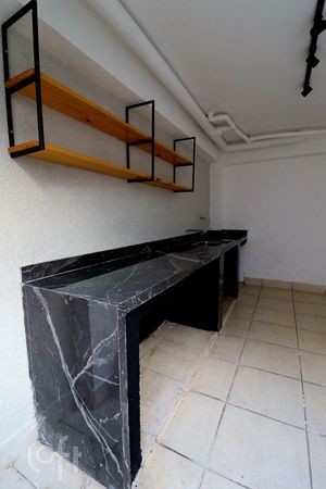 Image 31 - 874212