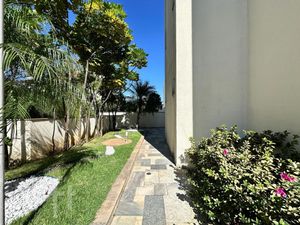Image 26 - 874214