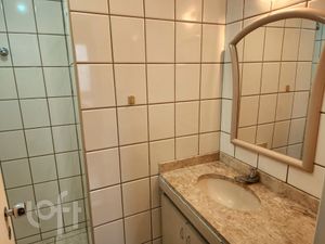 Image 3 - 874215