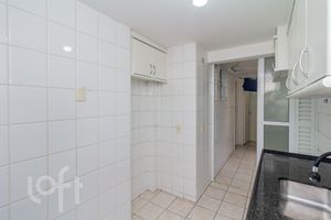 Image 15 - 874215
