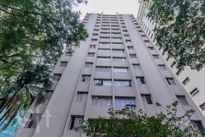 Image 32 - 874215